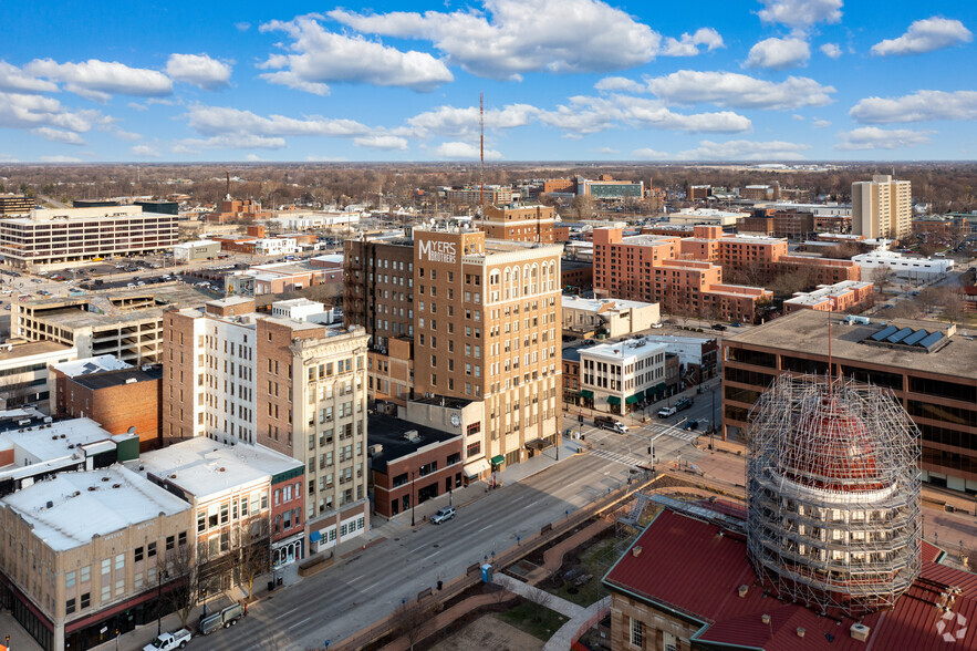 1 W Old State Capitol Plz, Springfield, IL en venta - Vista aérea - Imagen 2 de 3