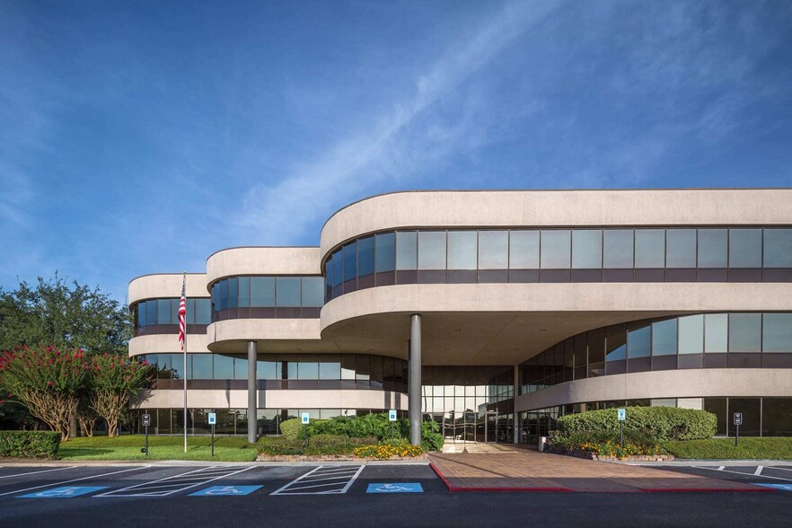 16340 Park Ten Place Dr, Houston, TX en alquiler - Foto del edificio - Imagen 2 de 11