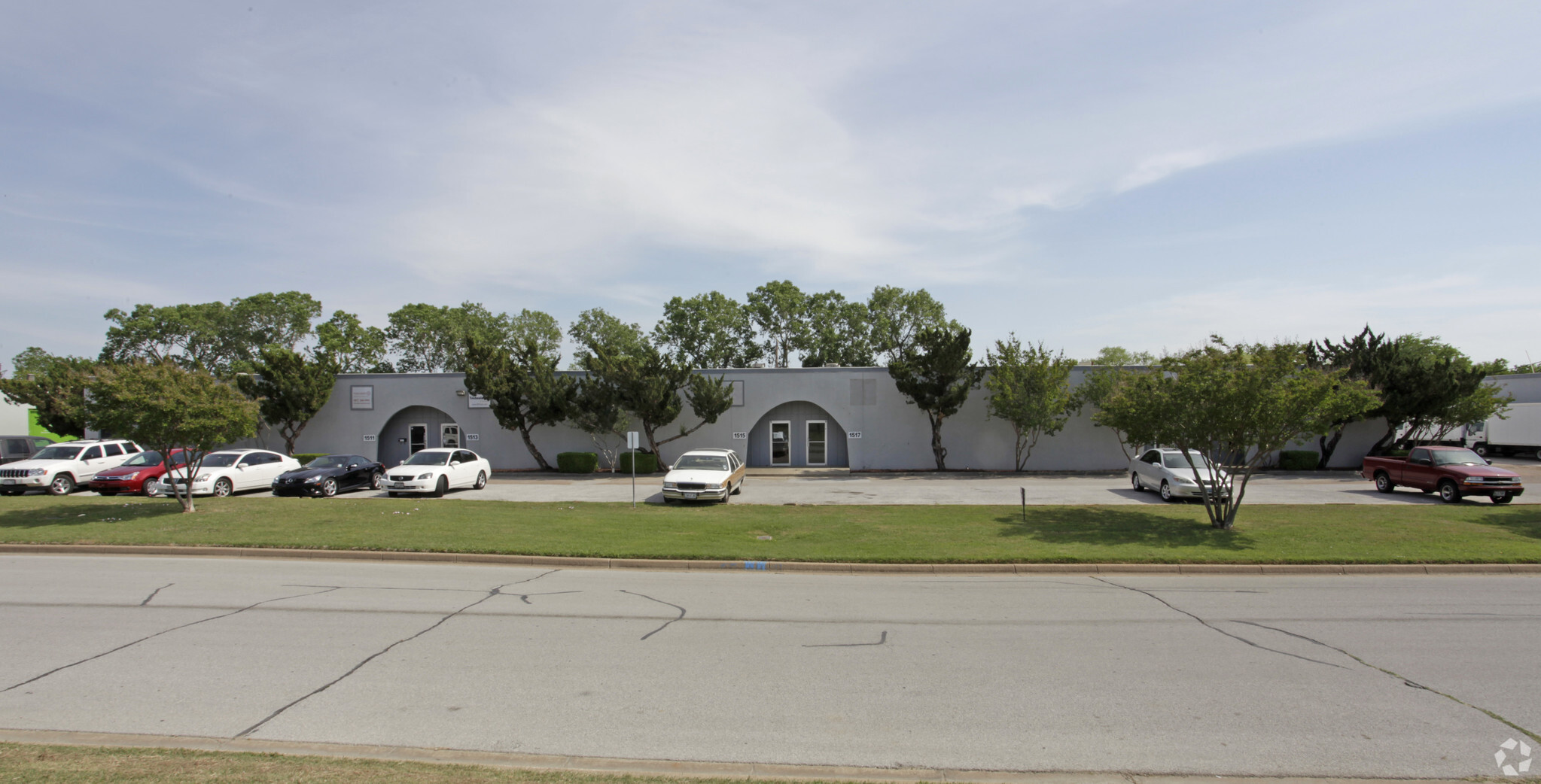 1509-1521 Central Park Dr, Hurst, TX en alquiler Foto principal- Imagen 1 de 3