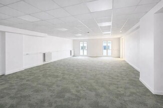 Más detalles de 15 Rue Des Lions Saint-Paul, Paris - Oficina en venta