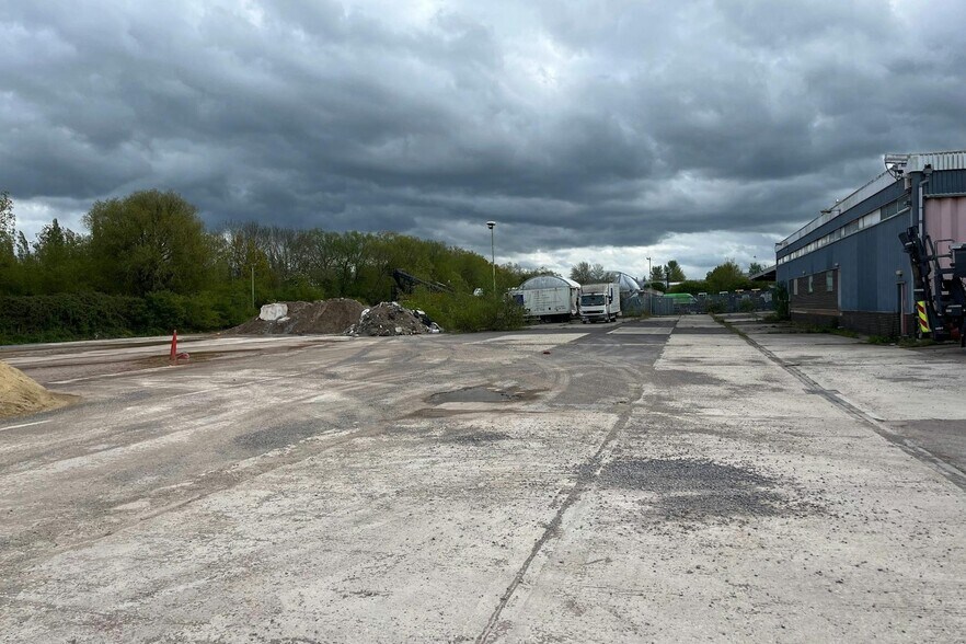 Faraday Rd, Swindon en venta - Otros - Imagen 3 de 6