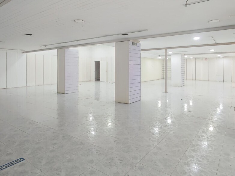 Local en A Coruña, La Coruna en alquiler - Foto del interior - Imagen 1 de 20