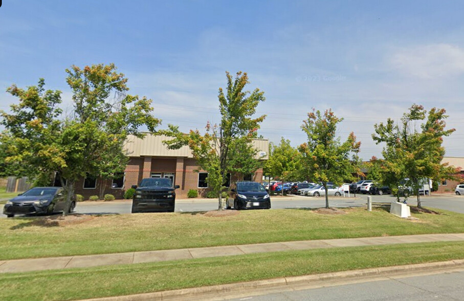 280 Executive Park Dr, Concord, NC en alquiler - Foto del edificio - Imagen 1 de 6