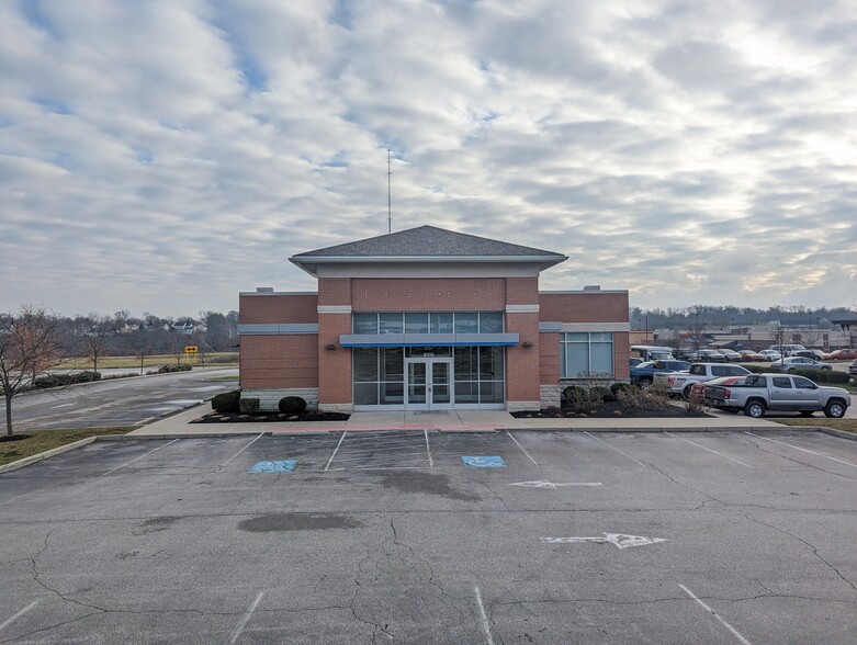 8115 Highland Pointe Dr, West Chester, OH en venta - Foto del edificio - Imagen 3 de 6