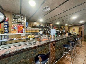 Local en Santa Coloma de Gramenet, Barcelona en alquiler Foto del interior- Imagen 1 de 13