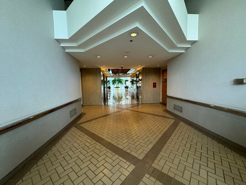 4061 Powder Mill Rd, Beltsville, MD en alquiler - Foto del edificio - Imagen 3 de 5