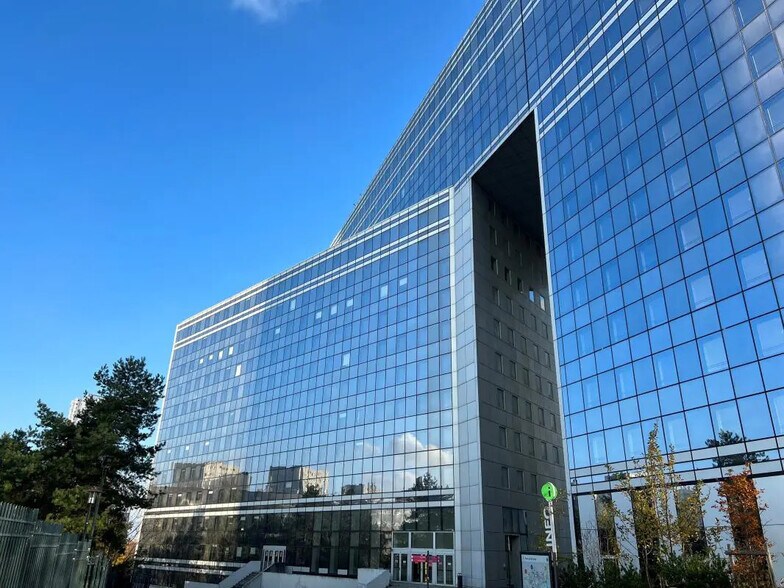 16 Rue Hoche, Puteaux en venta - Foto del edificio - Imagen 1 de 10