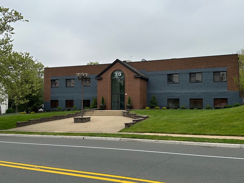 313 South Ave, Fanwood, NJ en alquiler - Foto del edificio - Imagen 1 de 13