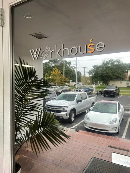 6818-6824 S Manhattan Ave, Tampa, FL en alquiler - Foto del edificio - Imagen 2 de 24