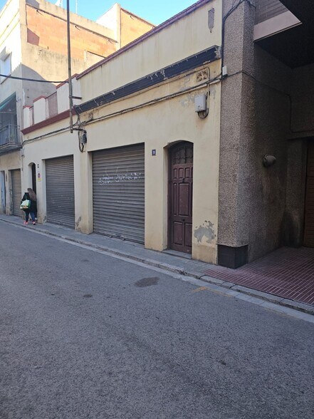 Local en Vilanova i la Geltrú, Barcelona en venta - Foto del edificio - Imagen 1 de 9