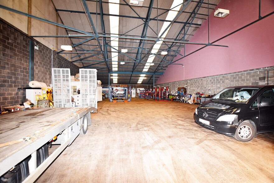 12-26 Burnbank Rd, Falkirk en alquiler - Foto del edificio - Imagen 2 de 6