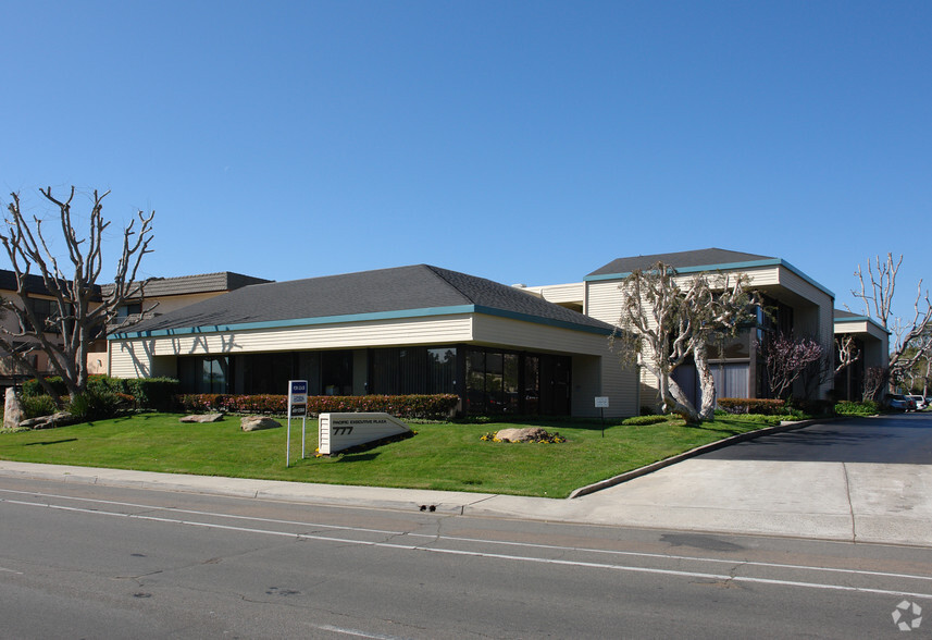 777 S Highway 101, Solana Beach, CA en alquiler - Foto del edificio - Imagen 1 de 6