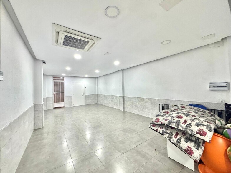 Local en Gandia, Valencia en alquiler - Foto del edificio - Imagen 2 de 9