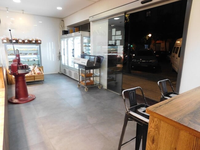 Más detalles de Local en alquiler