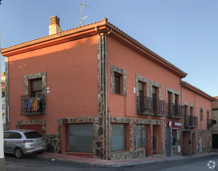 Calle Carreteros, 9, Loeches, Madrid en venta - Foto del edificio - Imagen 2 de 3