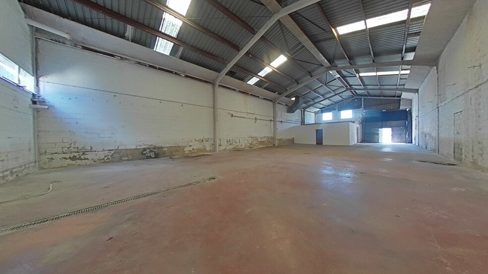 Calle Brújula, Mairena del Aljarafe, Sevilla en venta - Foto del edificio - Imagen 2 de 24