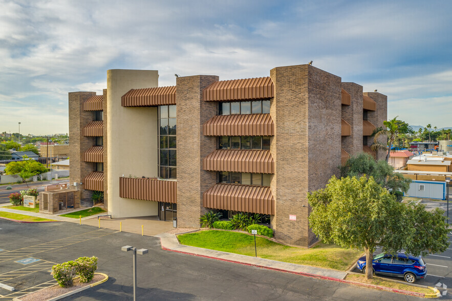 5040 N 15th Ave, Phoenix, AZ en alquiler - Foto del edificio - Imagen 2 de 34