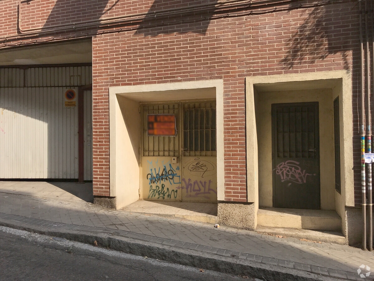 Calle de las Almortas, 16, Madrid, MAD 28039 - Unidad Puerta 01 -  - Foto del interior - Image 2 of 6