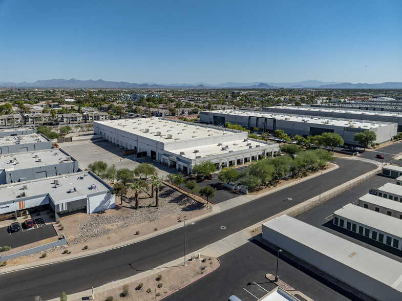 2432 W Birchwood Ave, Mesa, AZ en alquiler - Foto del edificio - Imagen 1 de 7