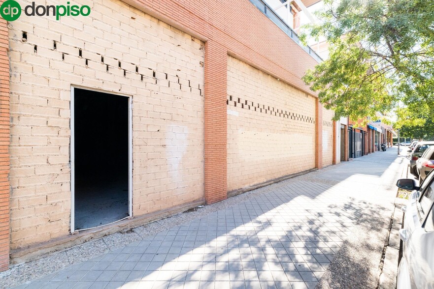 Calle Torre de las Cabezas, 12, Granada, Granada en venta - Foto del edificio - Imagen 2 de 17