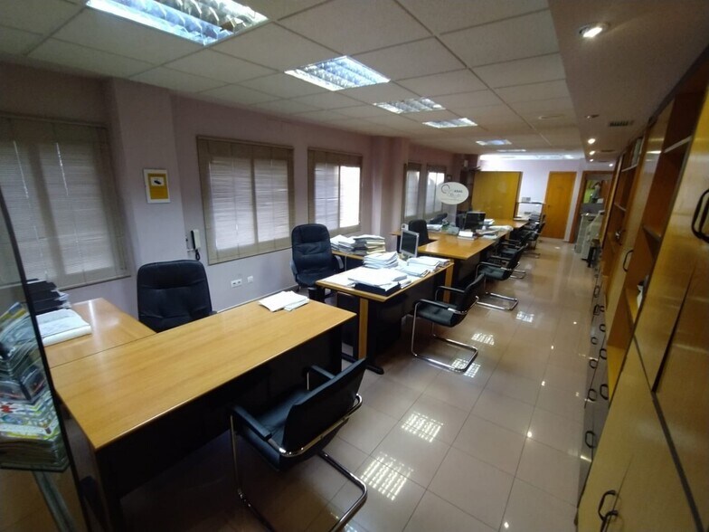 Oficina en Cáceres, Cáceres en venta - Foto del edificio - Imagen 2 de 11