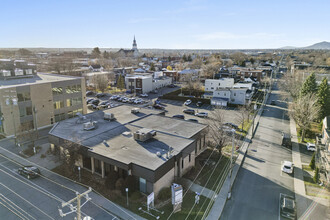 84 Rue Court, Granby, QC - VISTA AÉREA  vista de mapa - Image1