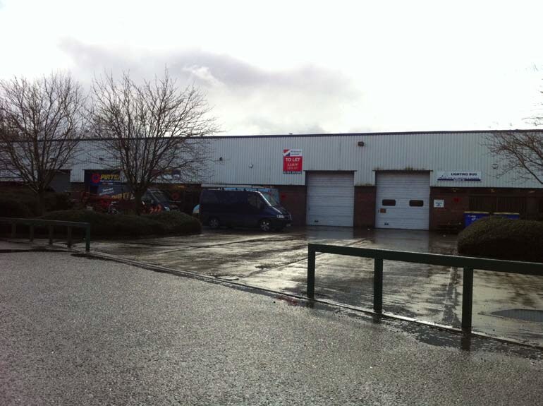 Westmead Dr, Swindon en alquiler - Foto del edificio - Imagen 2 de 2