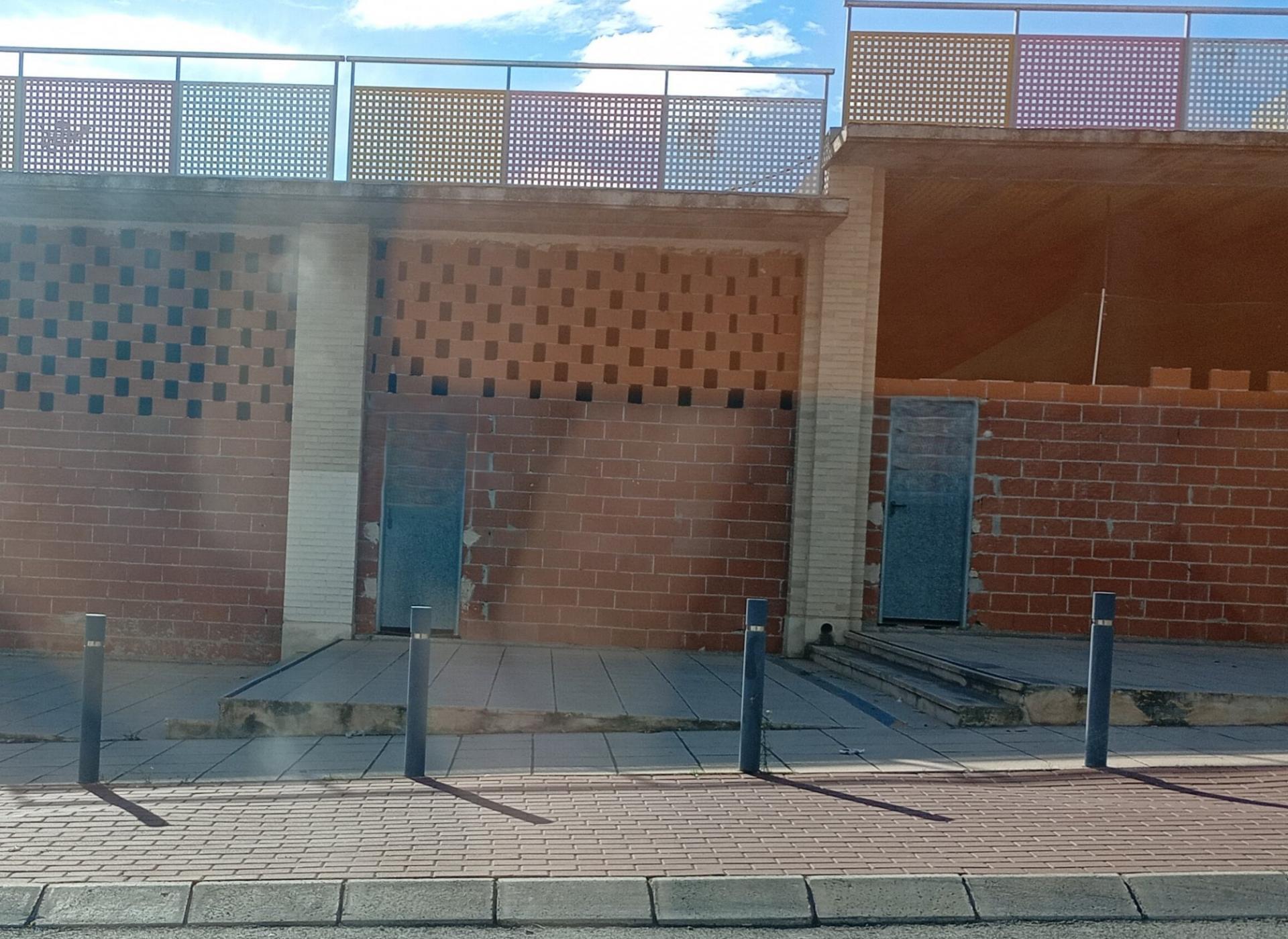 Local en La Nucia, Alicante en venta Foto del edificio- Imagen 1 de 10