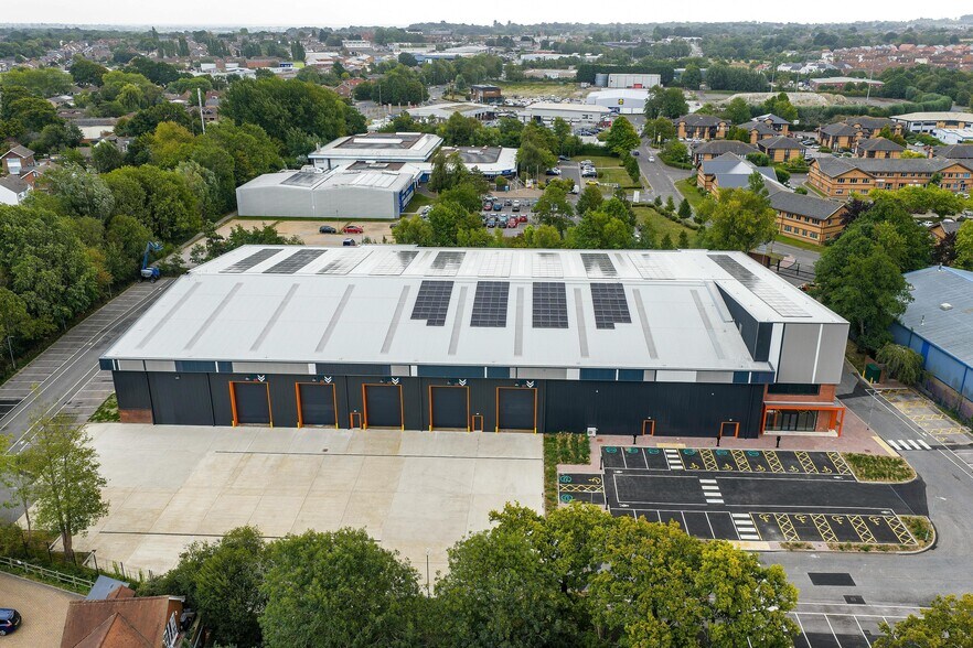 Waterberry Dr, Waterlooville en alquiler - Foto del edificio - Imagen 3 de 9