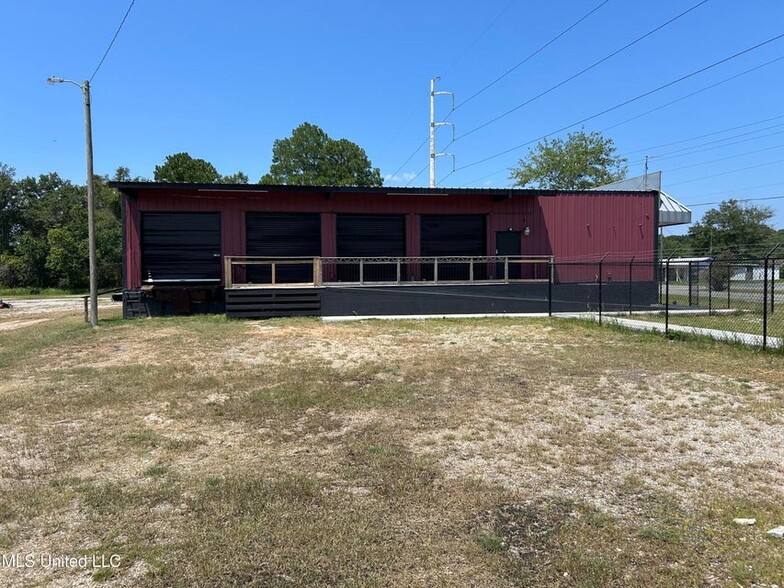 4020 Jefferson Ave, Moss Point, MS en alquiler - Foto del edificio - Imagen 3 de 24