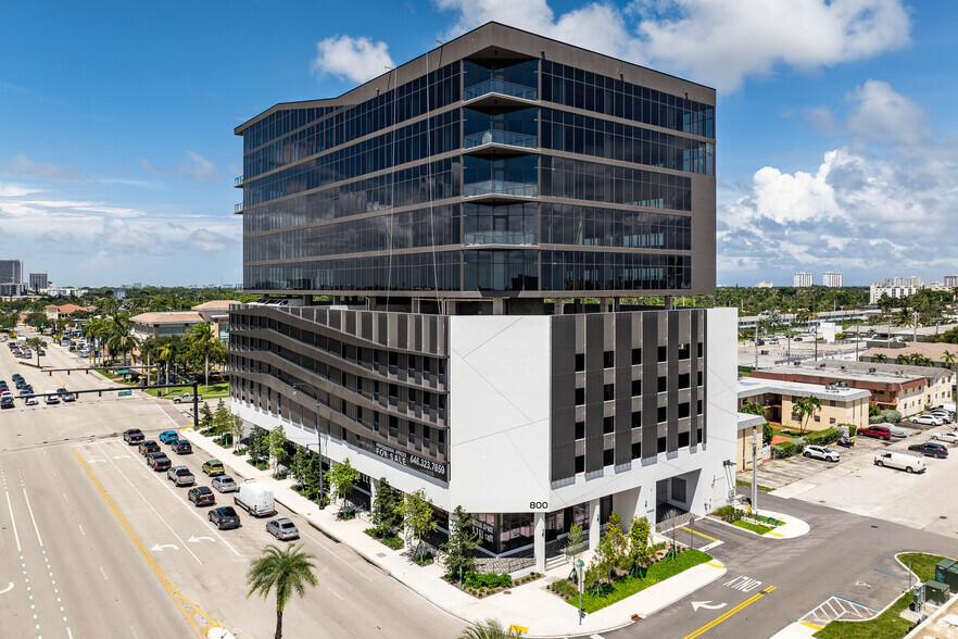 800 N Federal Hwy, Hallandale Beach, FL en alquiler - Foto del edificio - Imagen 1 de 63