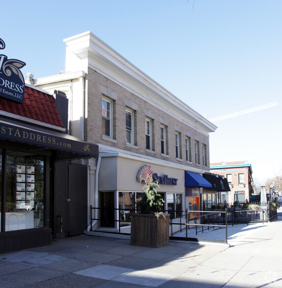 3232-3238 Wisconsin Ave NW, Washington, DC en alquiler - Foto del edificio - Imagen 2 de 3