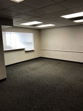 15243 Vanowen St, Van Nuys, CA en alquiler Foto del interior- Imagen 1 de 11