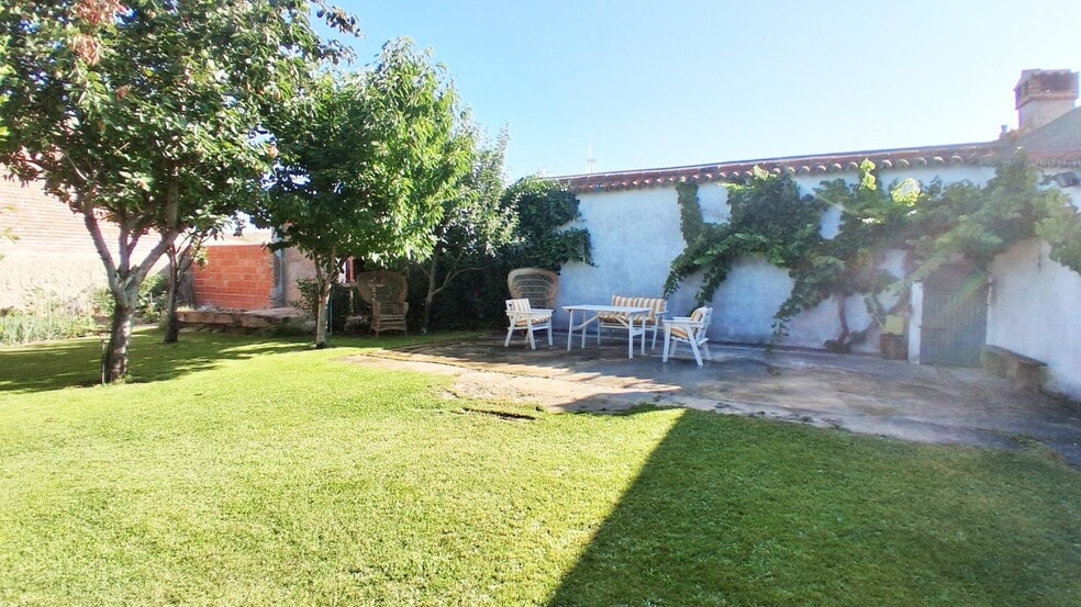 Terreno en Garcihernández en venta - Foto del edificio - Imagen 1 de 18