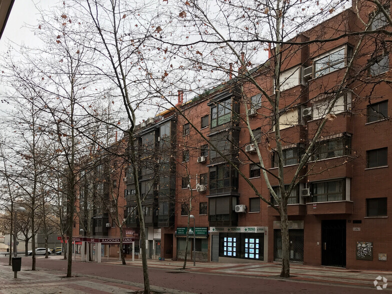 Oficinas en Madrid, MAD en alquiler - Foto del edificio - Imagen 2 de 2