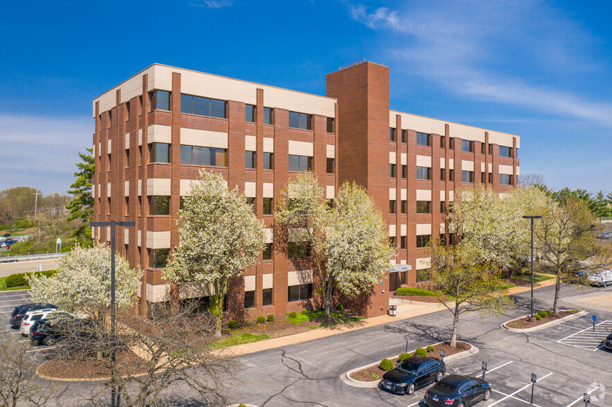 14500 S Outer Forty Rd, Chesterfield, MO en alquiler - Foto del edificio - Imagen 1 de 5