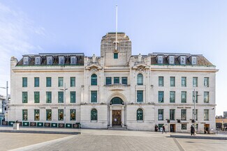 Más detalles de General Gordon Pl, London - Oficina/Clínica en alquiler