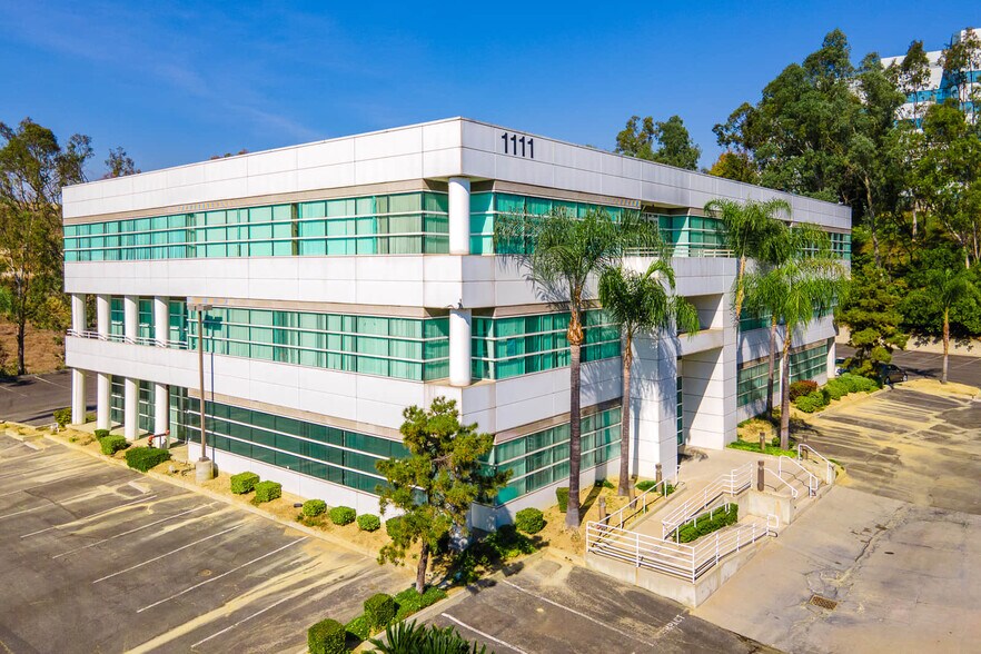 1111 Corporate Center Dr, Monterey Park, CA en venta - Foto principal - Imagen 1 de 20