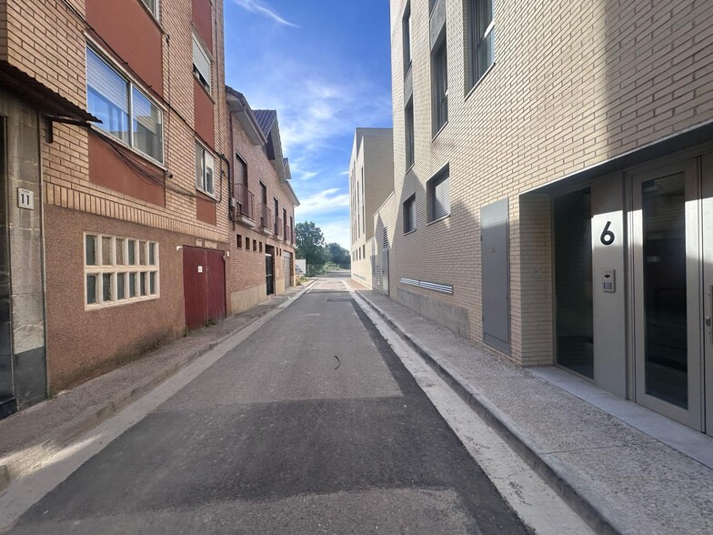 Local en Zaragoza, Zaragoza en venta - Foto del edificio - Imagen 2 de 15