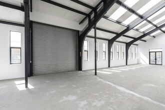 5 Elstree Way, Borehamwood en alquiler Foto del interior- Imagen 1 de 3