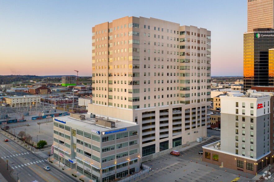 202 S Cheyenne Ave, Tulsa, OK en alquiler - Foto del edificio - Imagen 2 de 66