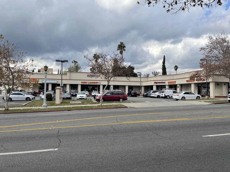 1369-1397 N Lake Ave, Pasadena, CA en alquiler - Foto del edificio - Imagen 1 de 4