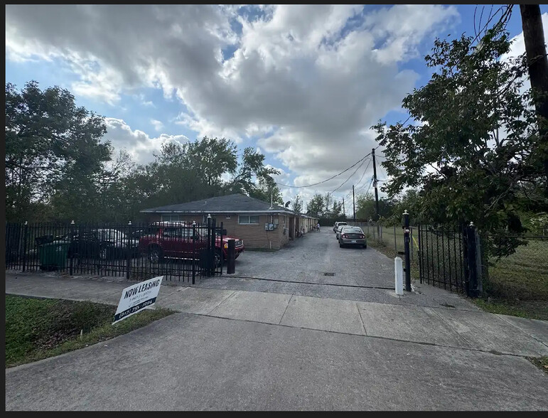 4921 Paula St, Houston, TX en venta - Foto principal - Imagen 1 de 3