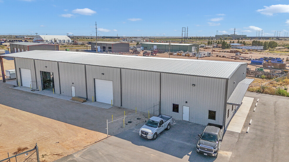 7509 W Industrial Ave, Midland, TX en alquiler - Vista aérea - Imagen 2 de 22