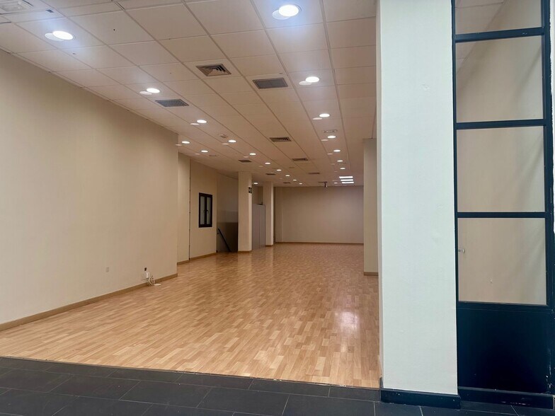 Local en Las Palmas de Gran Canaria en venta - Foto del interior - Imagen 2 de 14