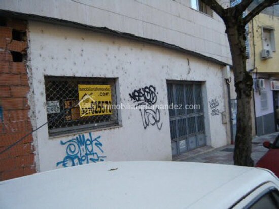 Local en Cáceres en alquiler - Foto del edificio - Imagen 2 de 2