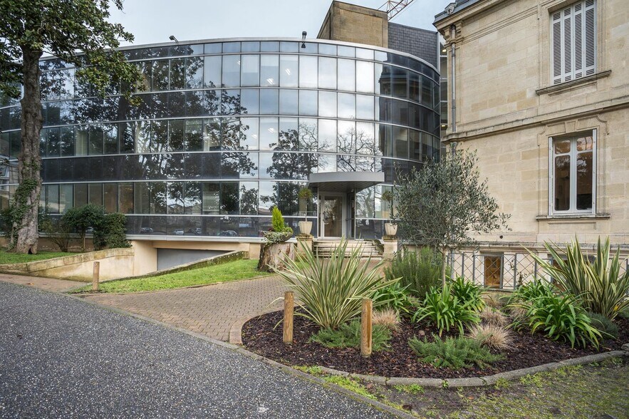 81 Boulevard Pierre 1er, Le Bouscat en alquiler - Foto del edificio - Imagen 3 de 16