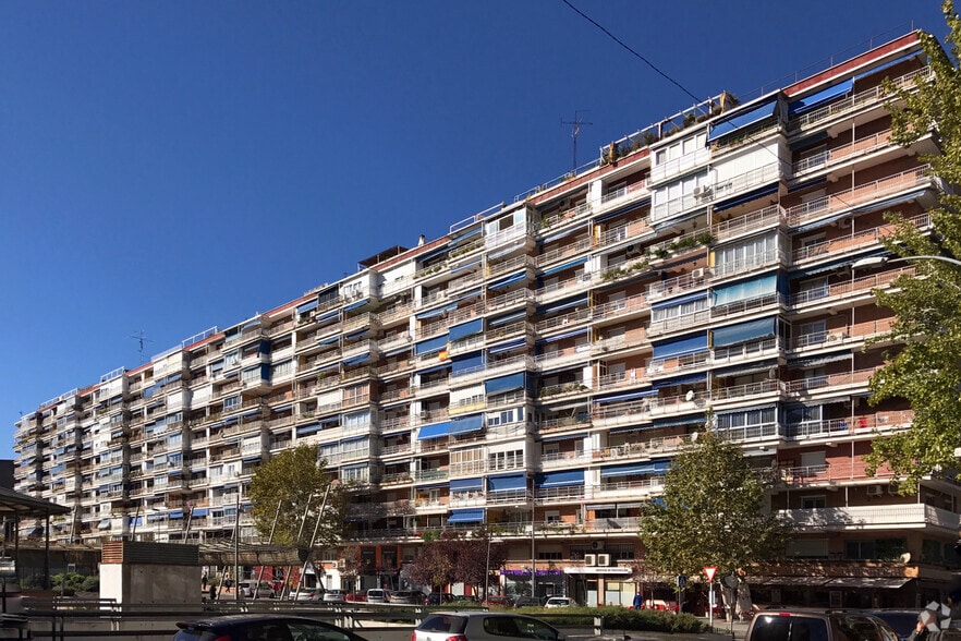 Calle Príncipe Don Juan Carlos, 2, Alcorcón, Madrid en alquiler - Foto del edificio - Imagen 2 de 2