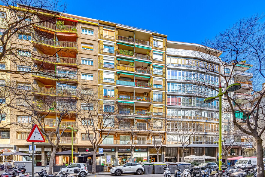 Carrer de Tuset, 34, Barcelona, Barcelona en alquiler - Foto del edificio - Imagen 2 de 2