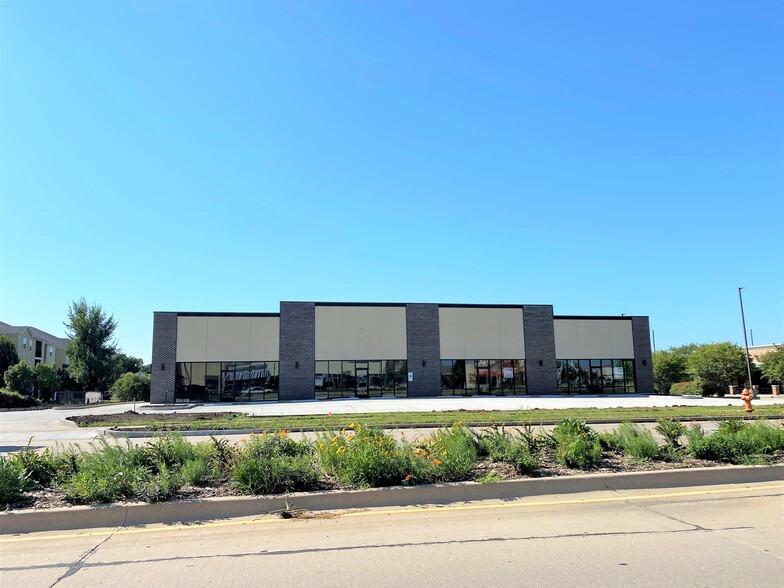 409 Town Center Blvd, Champaign, IL en venta - Foto del edificio - Imagen 1 de 2